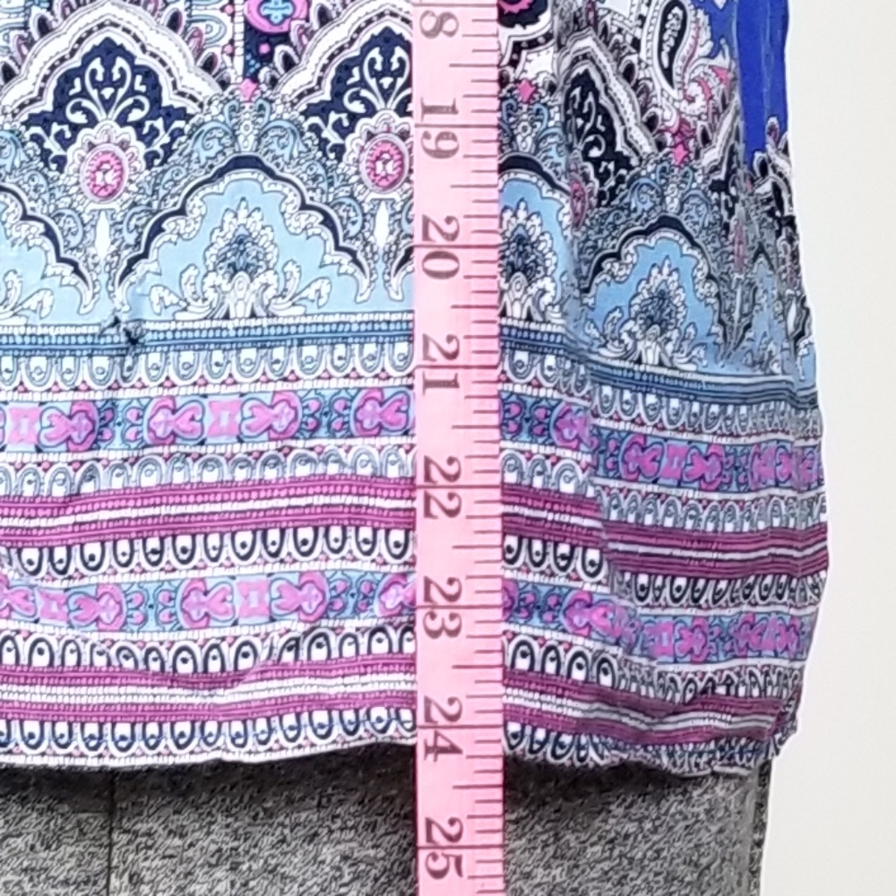 Rose & Rhyme Top! - Picture 4 of 6